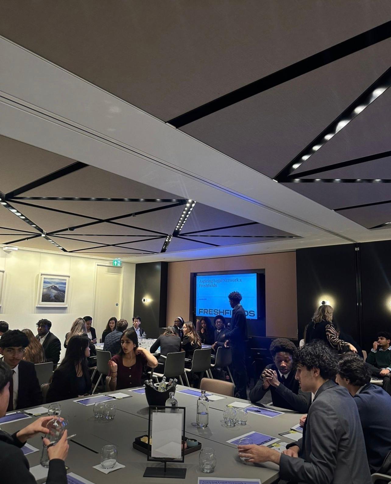 Think Like a Legal Recruiter with Lawyer with Freshfields